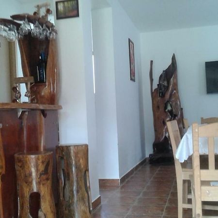 Pensiunea Casa Vanatorului Hotel Oteleni Kültér fotó