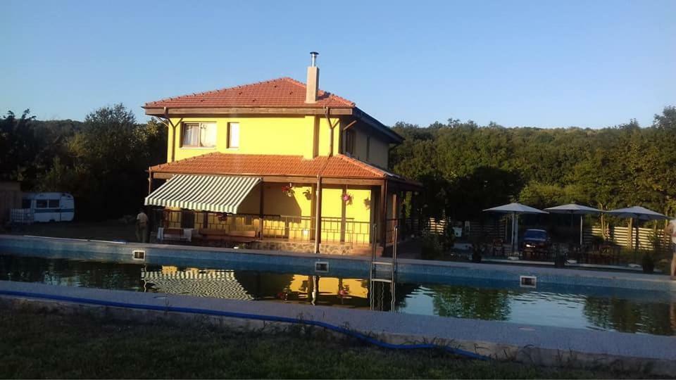 Pensiunea Casa Vanatorului Hotel Oteleni Kültér fotó